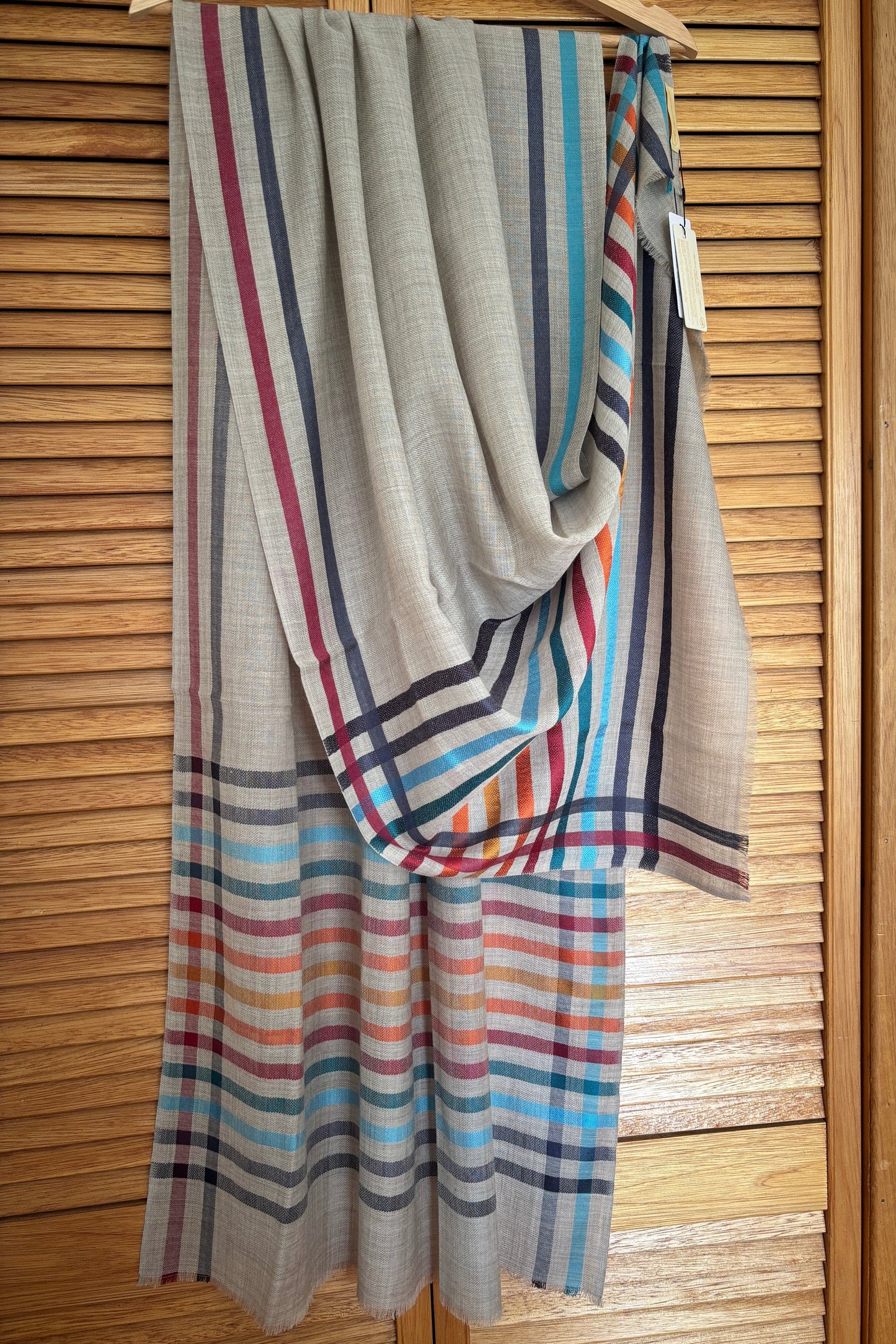 Wool-Silk Stole with Rainbow Edge-Grey