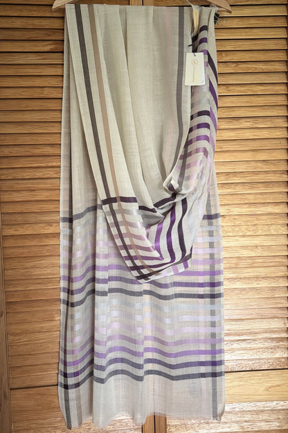 Cream coloured Wool-Silk Stole with Rainbow Edge