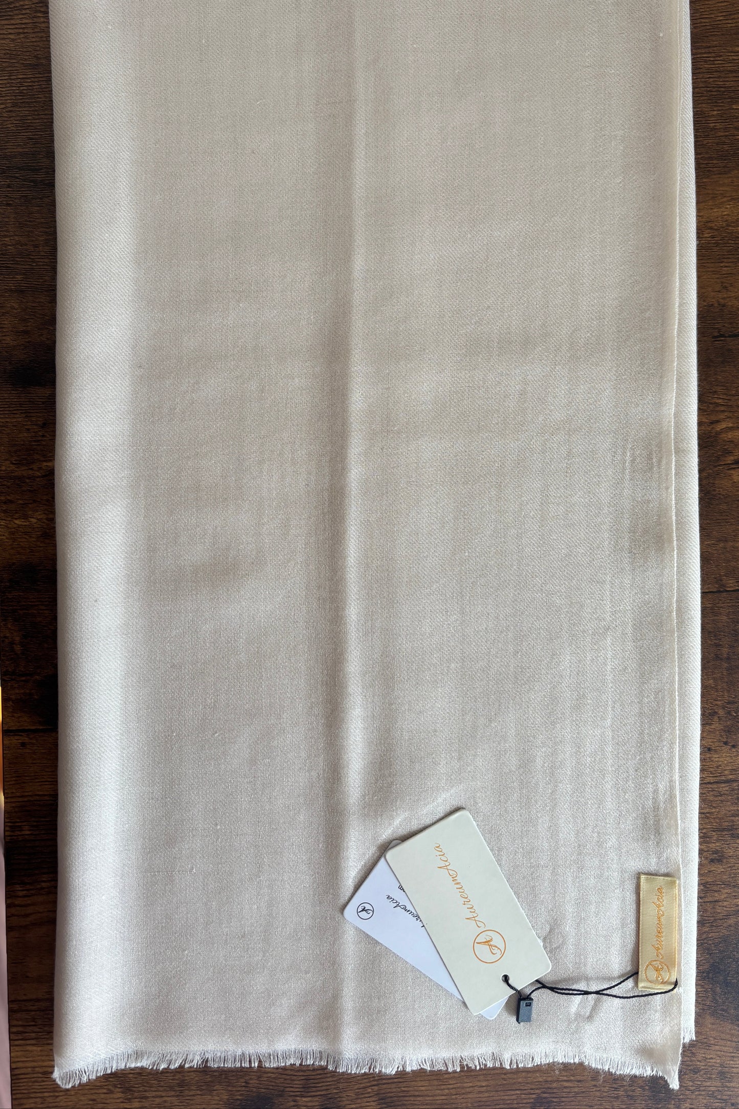 Beige solid stole of silk, cashmere and wool 
