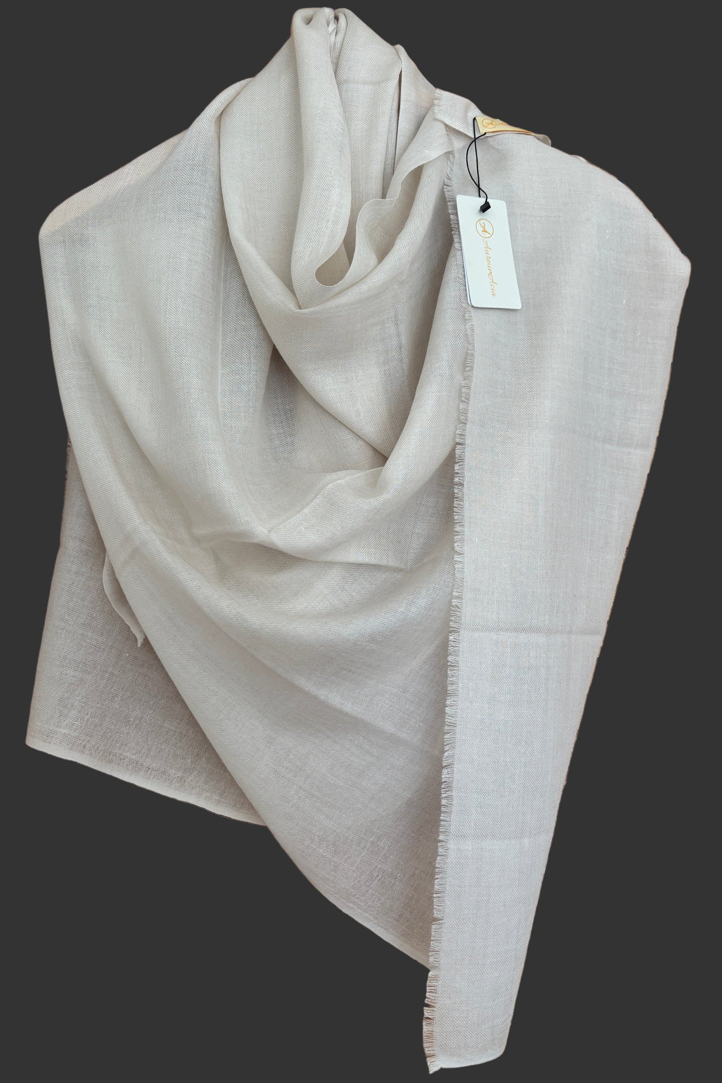 Beige solid stole of silk, cashmere and wool 