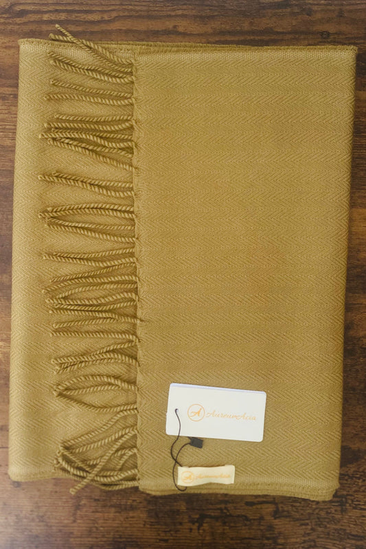 Herringbone stole with fringes at the ends in dry-henna colour