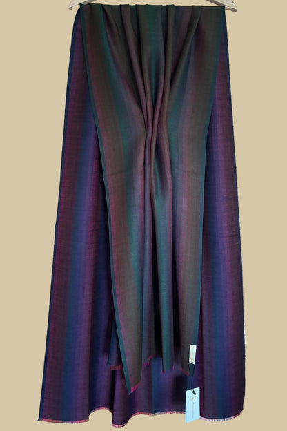 Green and blue colour lined wool stole