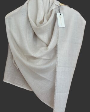 Beige solid scarf of silk, cashmere and wool 